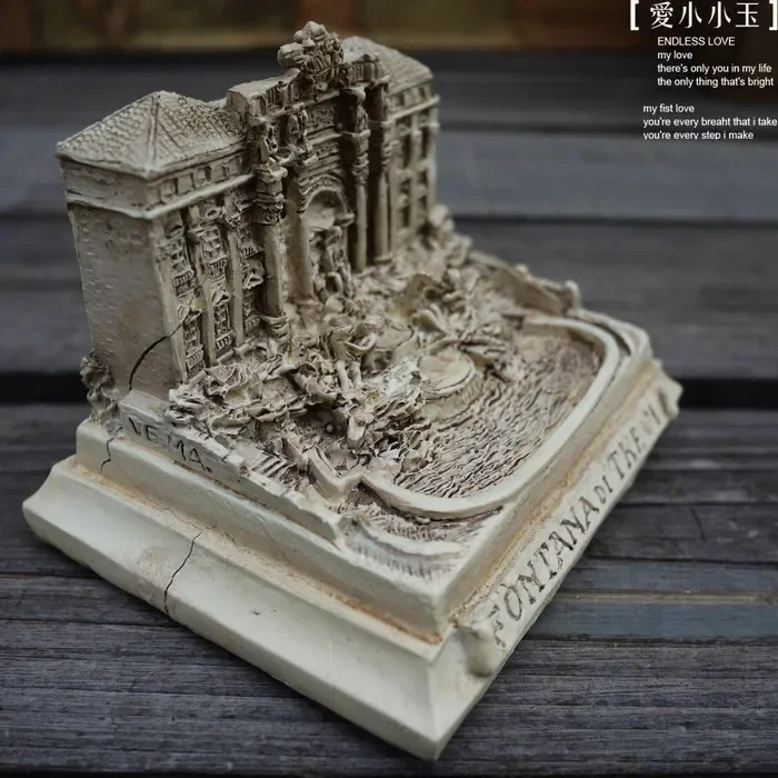 Hand-made Resin Crafts World Architecture Rome Ancient Builing Fontana Di Trevi Figurine Home Decoration Tourist Souvenior Gift