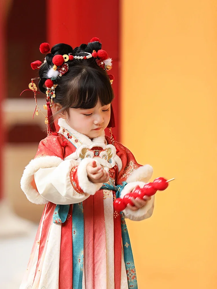 Ropa de Año Nuevo para niñas Hanfu Ropa de invierno para niñas 2025 Año del Serpiente Vestido antiguo engrosado festivo Año Nuevo Chino