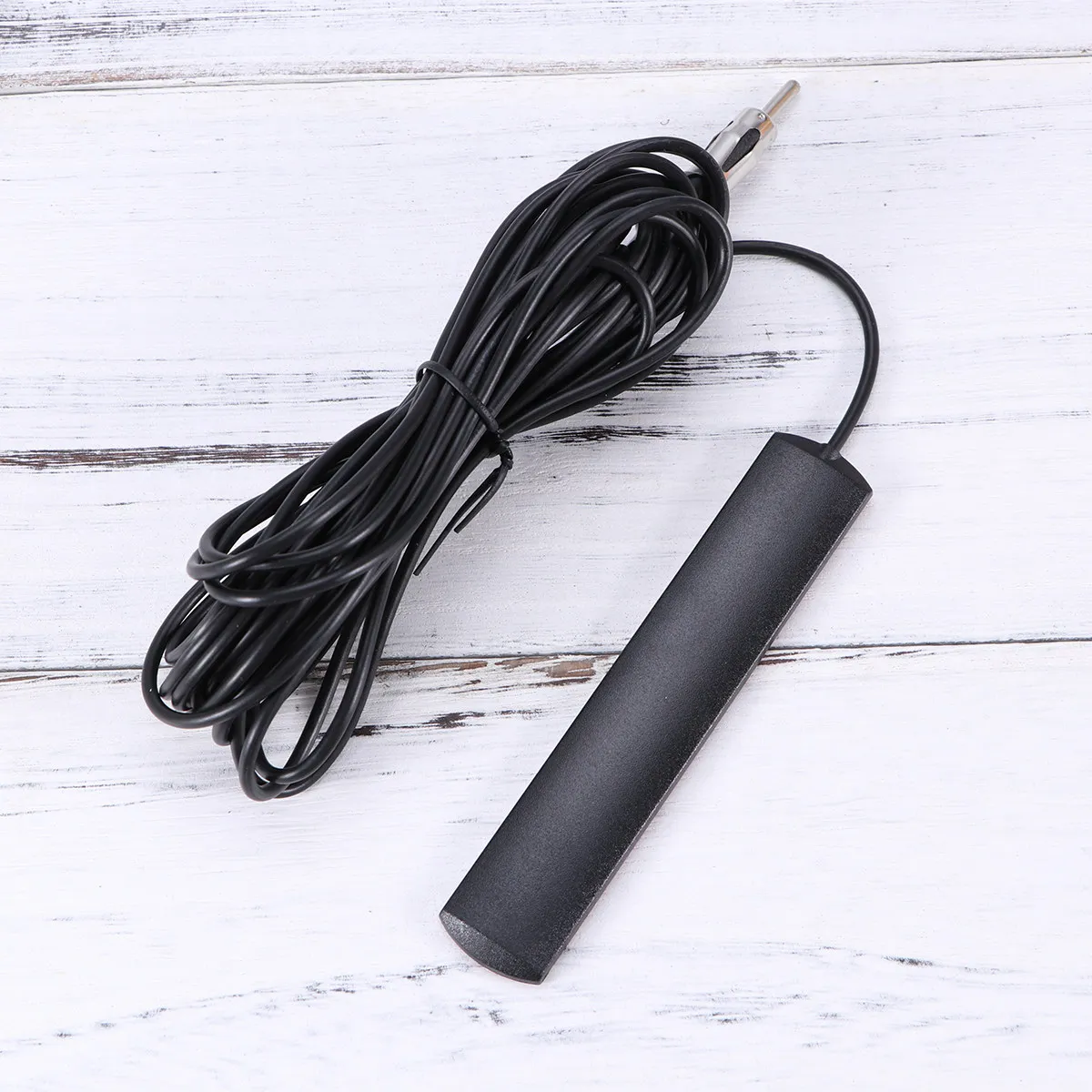 Universal Car Radio Fm Antenna Signal Amplifier for Windshield Mount Non-Directional Reception Boost Stronger Clear Audio