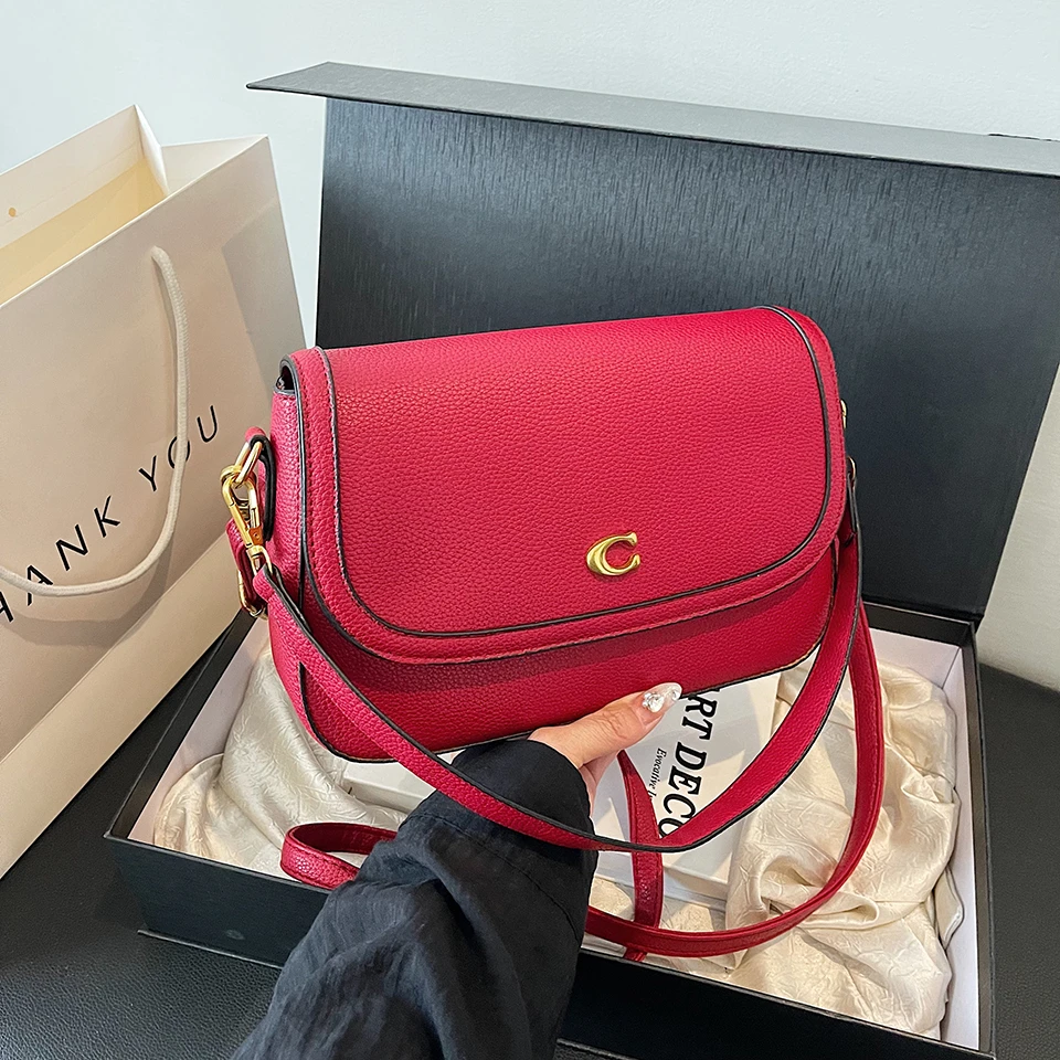 Luxury Stylish Diaper Bag with Unique Appearance That Makes Mothers Stand Out While Taking Care of Their Babies