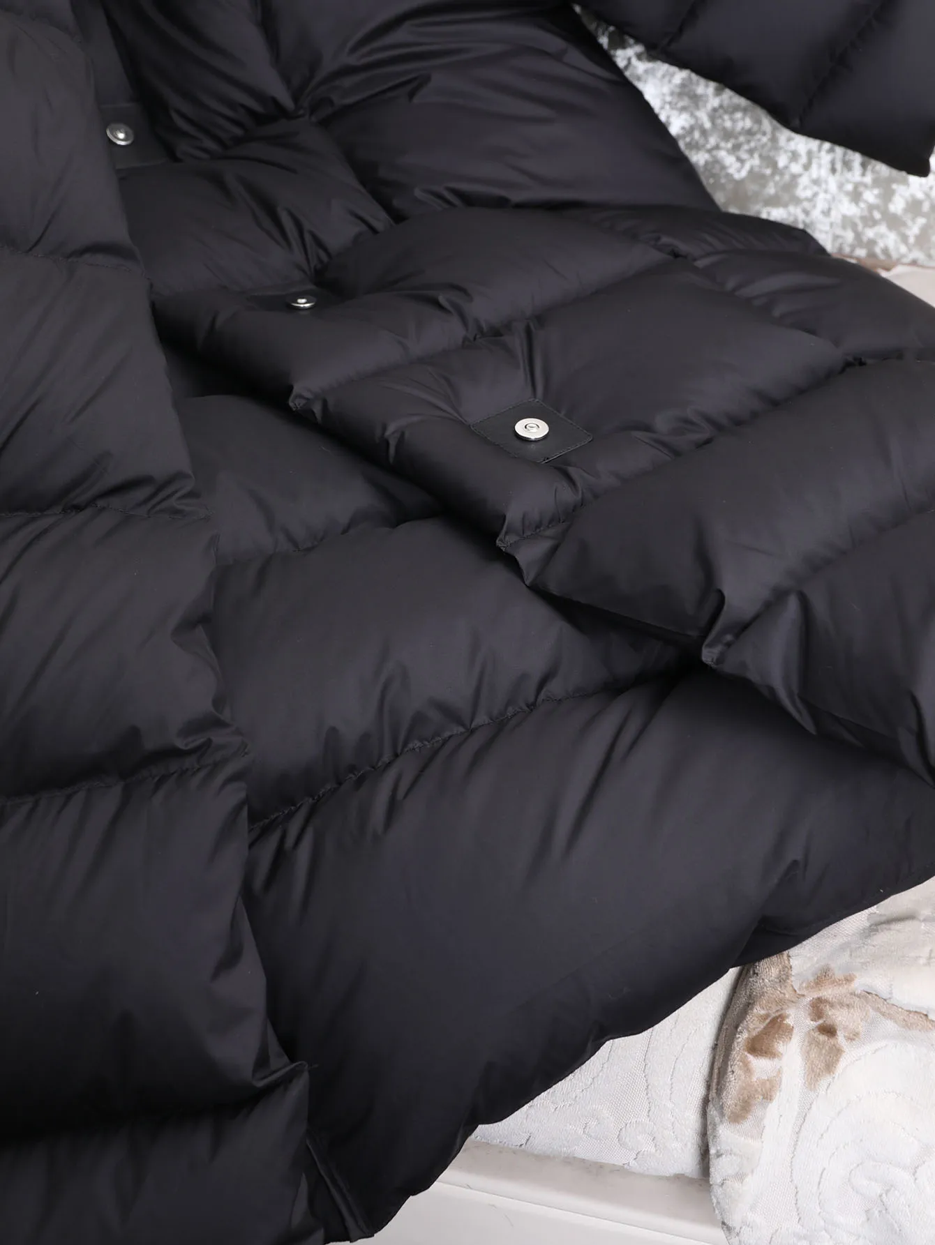 Super dicke 400g Füllung weiße Entendaunen Brotmantel weibliche Marke Winter Damen erweiterte knielange Luxus Daunenjacke warm