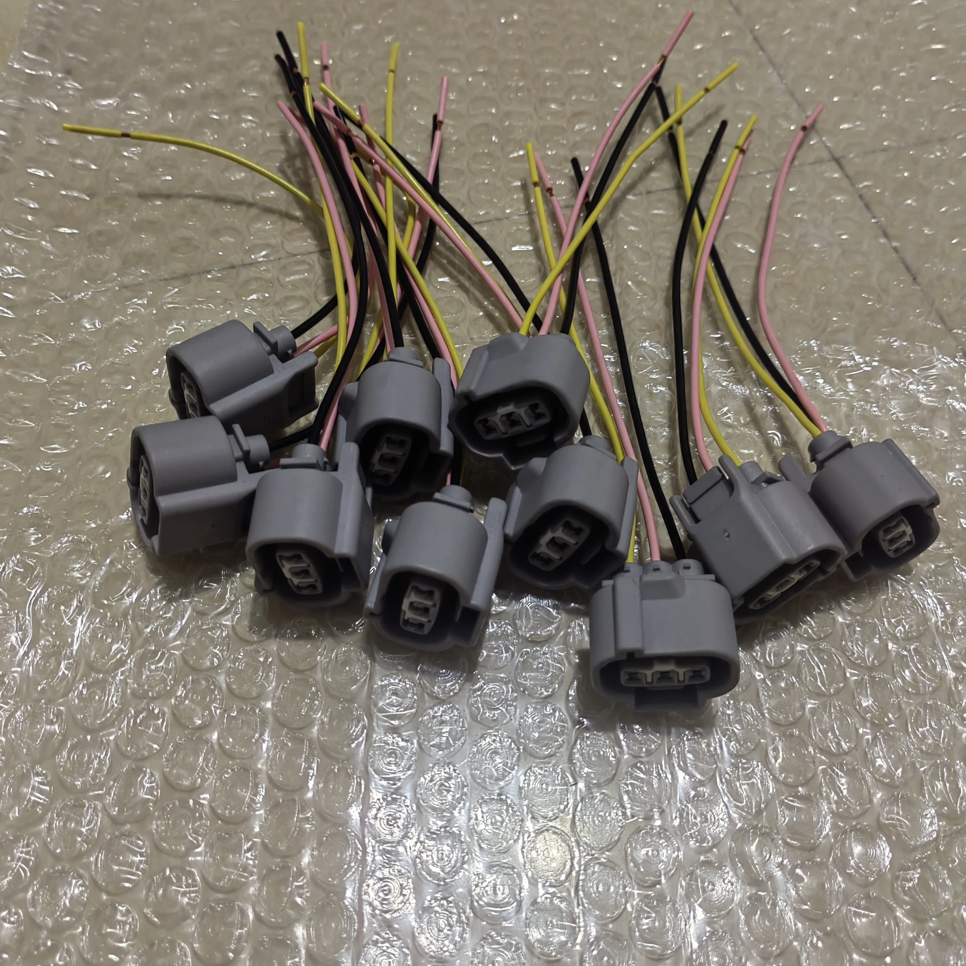 

10 x Connector of Trans Output Vehicle Speed Sensor for Chevrolet Geo Lexus Pontiac Toyota 94853144, 94855940,83181-12020
