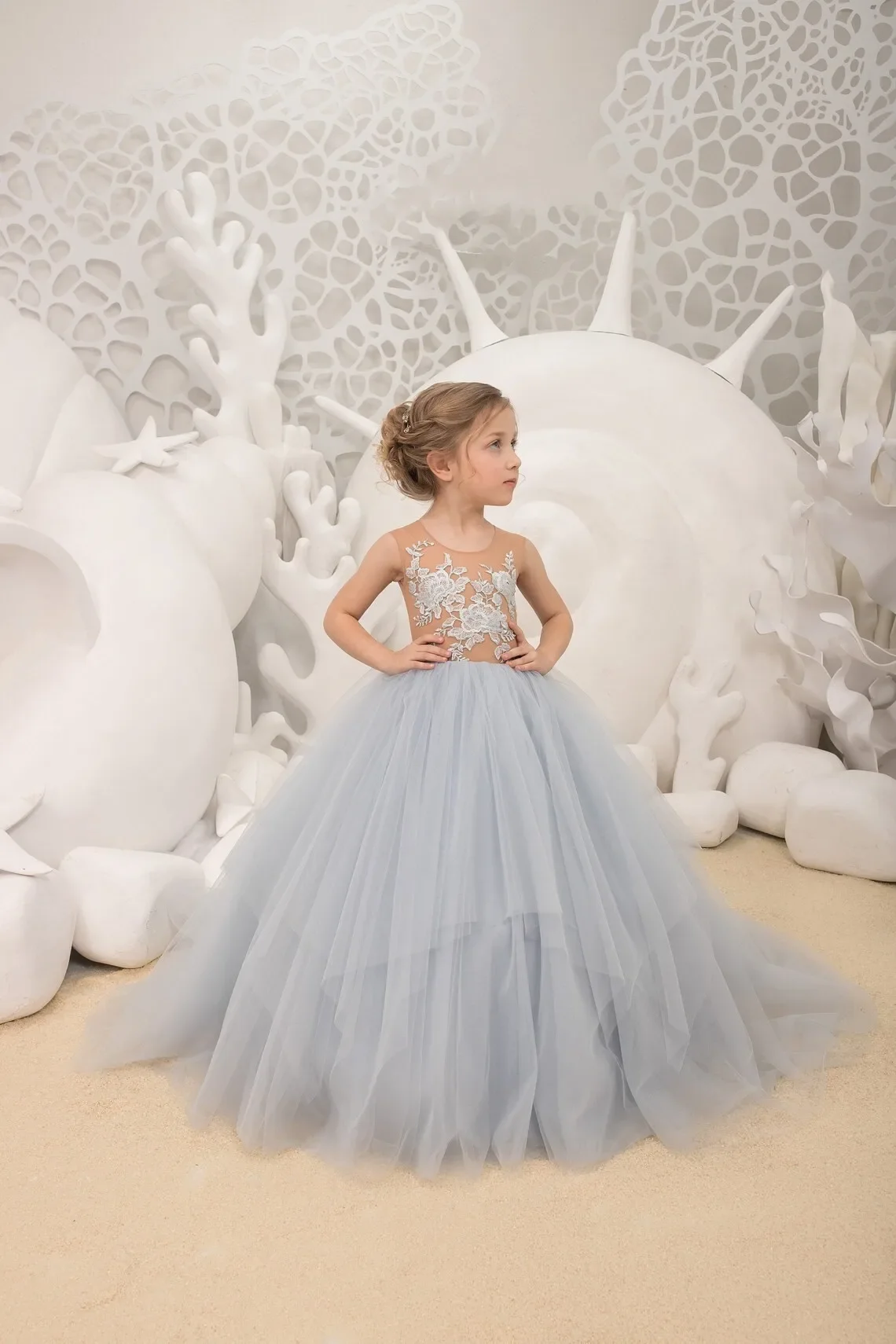 

Sleeveless Dusty Blue Flower Girl Dresses Tulle Appliques Long Wedding Party Birthday Robe Pageant Holy First Communion Gowns