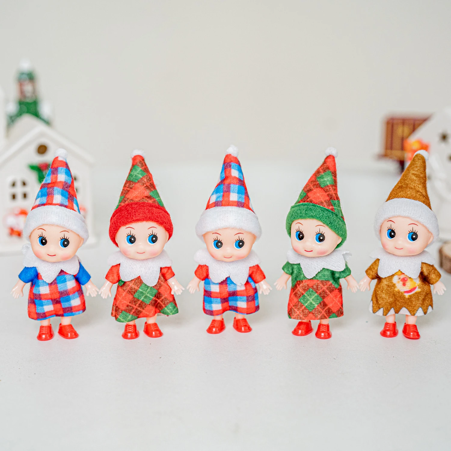 4/5/6 Pcs Mini Baby Elf Christmas Doll Mini Miniature Plaid Accessories Green and Red Suitable for Xmas New Year Decor Gift