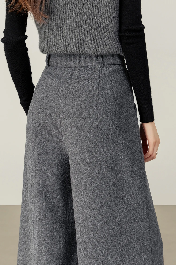 SENTUBILA Women's Ankle-Length Pant 2026 Autumn Elastic Waist Pleated Trousers Loose Fit Office Commuter Bottoms 154K58799