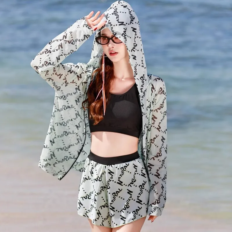 Canotta sportiva Costume da bagno Donna Primavera calda Costumi da bagno Coreano Casual Costume da bagno diviso 3 pezzi Bikini Set Lettera Grafica Beachwear