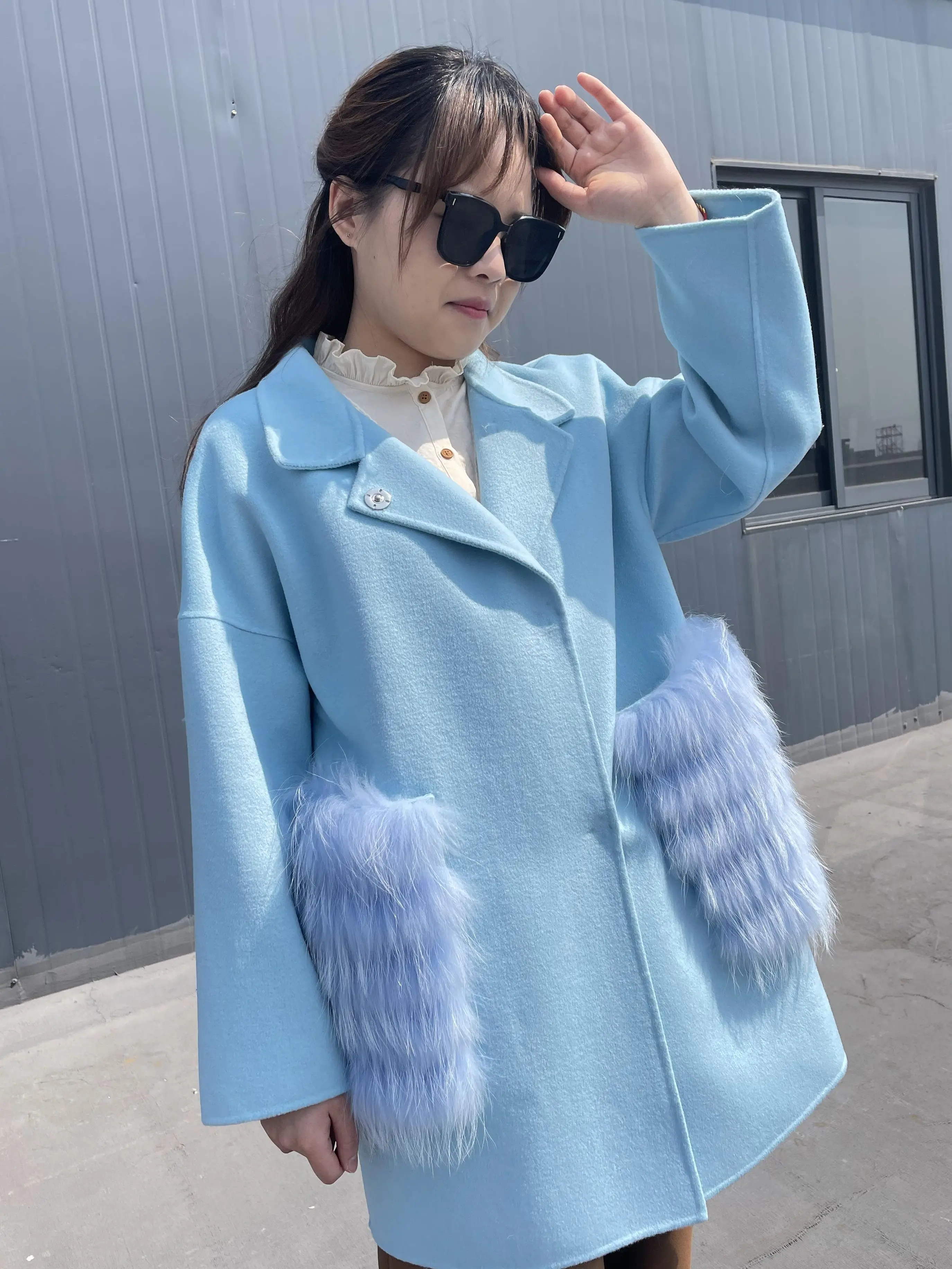 

JANEFUR Wool Coat Women 2023 Blue Fashion Elegant Real Raccoon Fur Pockets Cashmere Overcoat