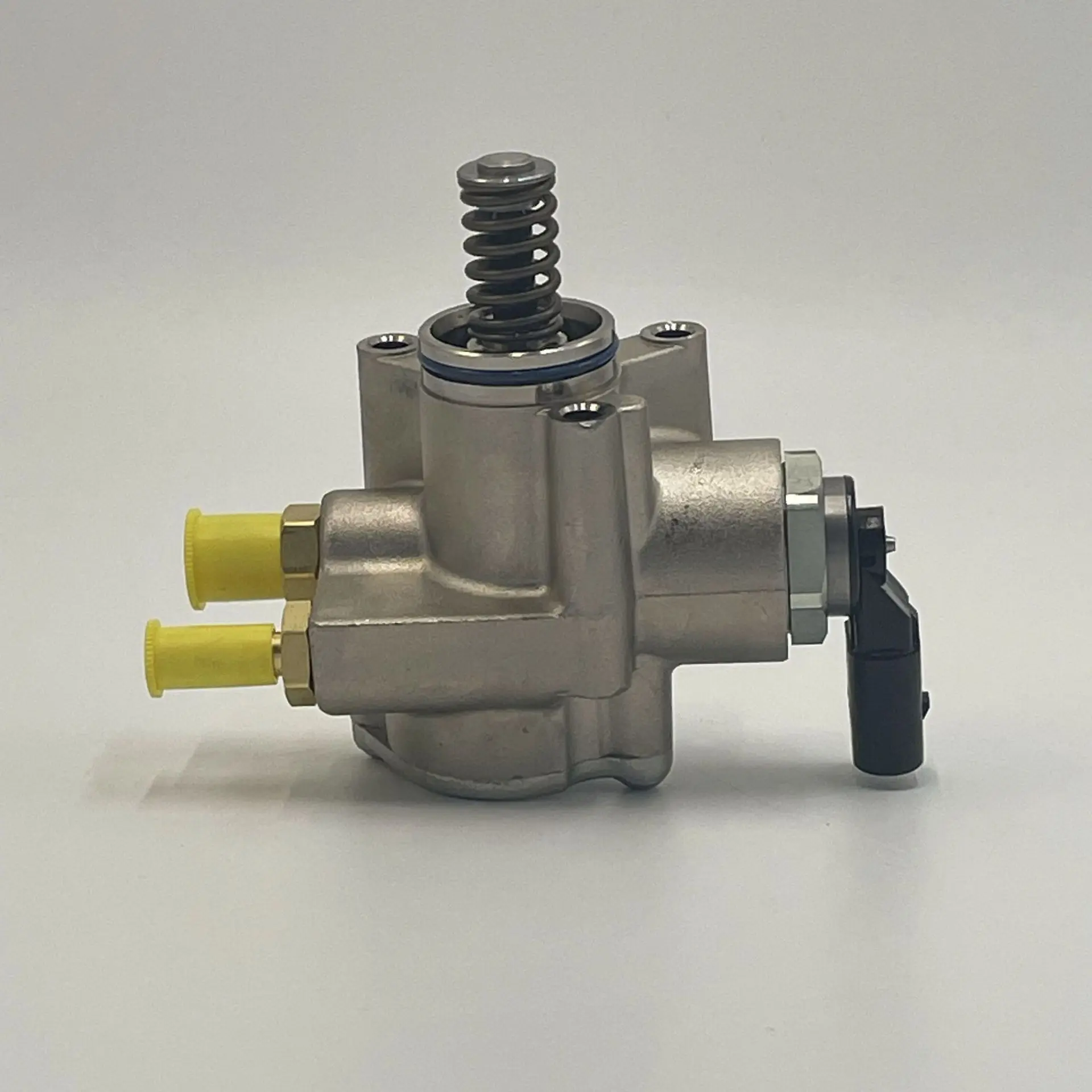 

03h127025d 03H127025S 03h127025ms 03h127025n 03h127025m Suitable for Audi 3.6T high-pressure fuel pump, 14mm thread