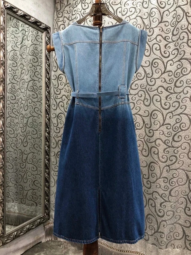 2024 new women's fashion short-sleeved round neck gradual change color belt slim hem split denim medium and long dress