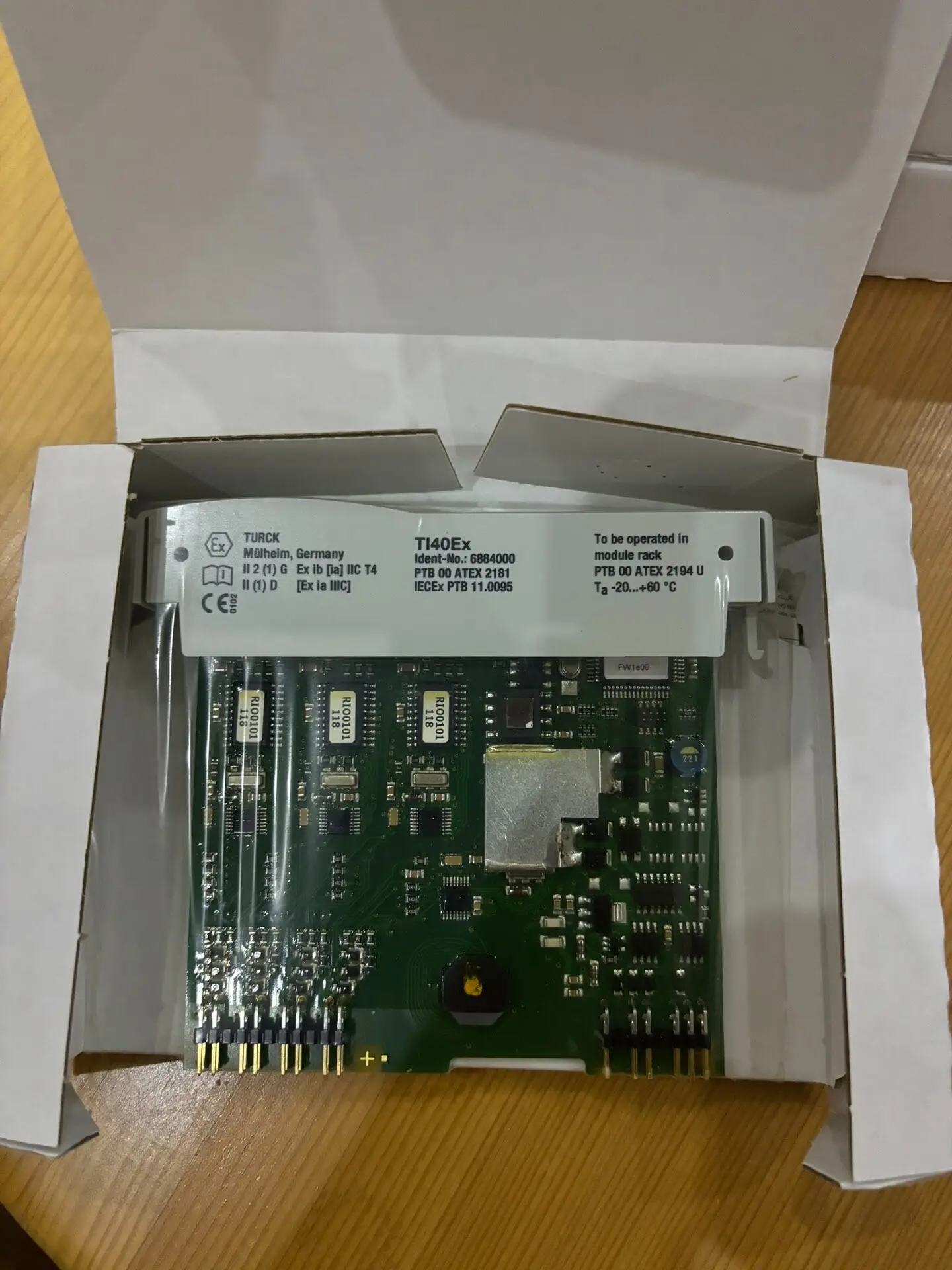 TI40EX, Turck Bus-based Remote Intrinsically Safe IO System, 688