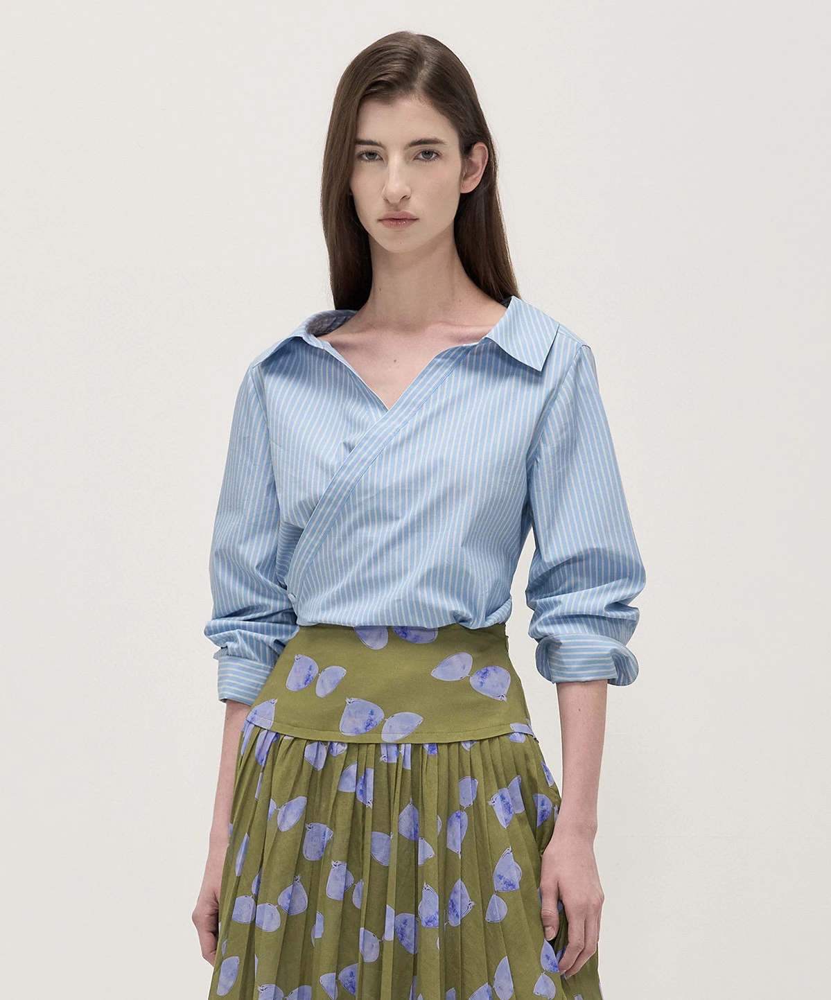 TIM * 25 Primavera Nova Csa Xadrez Estilo Coreano Com Decote Em V Aboo Slim Fit Manga Crida Aodão Mistura De Poli...