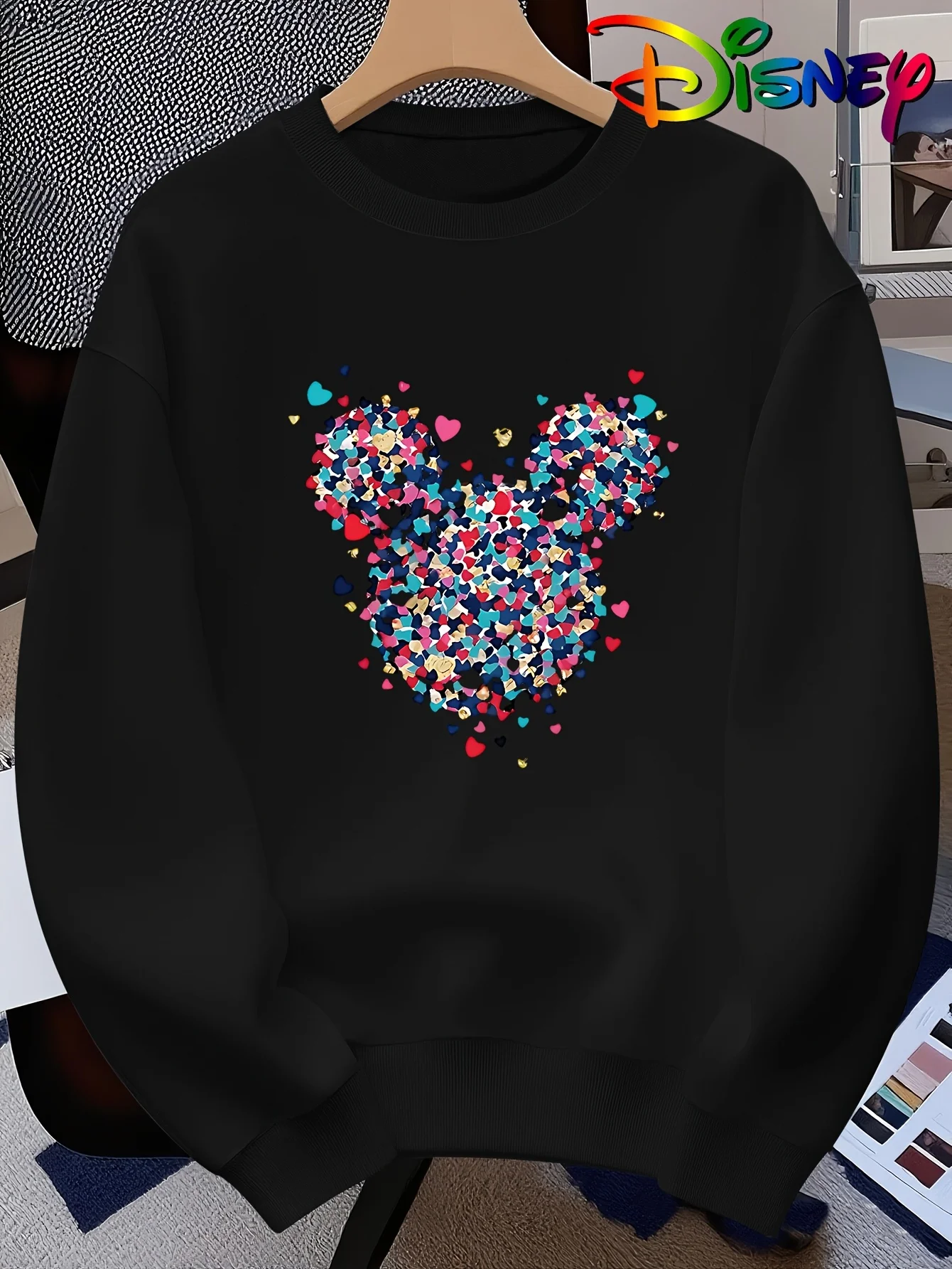 

Women's Disney Mickey Mouse Pullover Sweater Fashion Oversized Unisex Crew Neck Sweater Autumn and Winter Fleece Casual