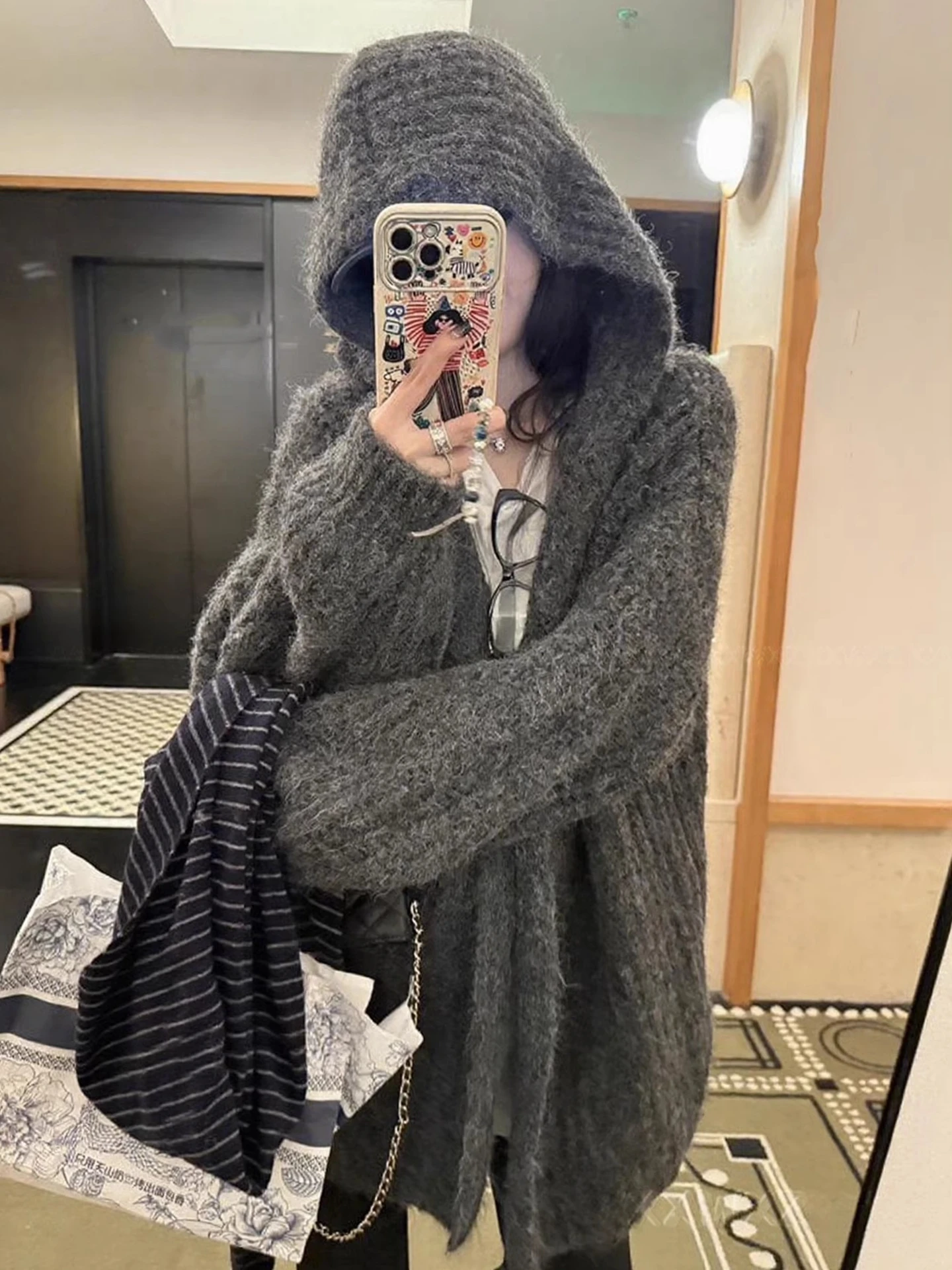 

Американский ретро-свитер-пальто с капюшоном, длинный, вязаный, женский, осенне-зимний, новый, свободный, верхняя одежда для повседневной носки