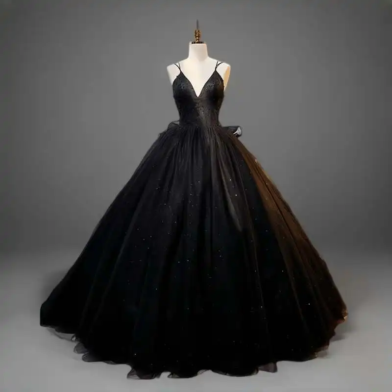 Black Shimmering Ttulle Backless Hhalter V-neck Wedding Dress With a Long Train Adult Gown Prom Dress Custommade