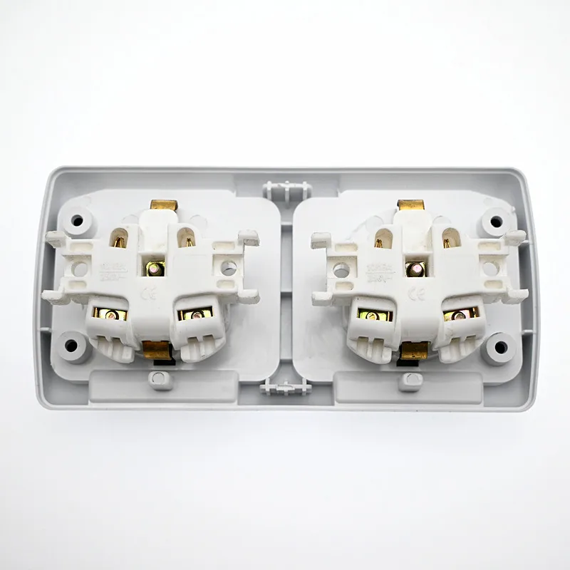 Surface-mounted single-unit wall panel household 16A European standard two-hole socket with cover waterproof and splash-proof