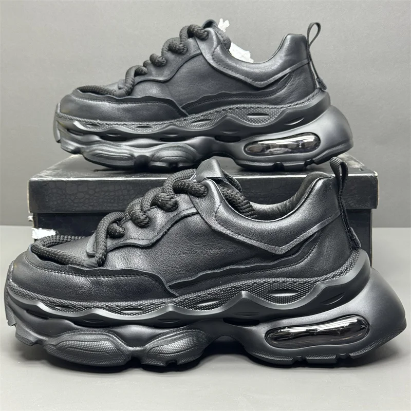 

Trendy Height-Increasing Top Layer Cowhide Men's Spor Casual oes Breathable All-Match Thi Bot Autumn Faion