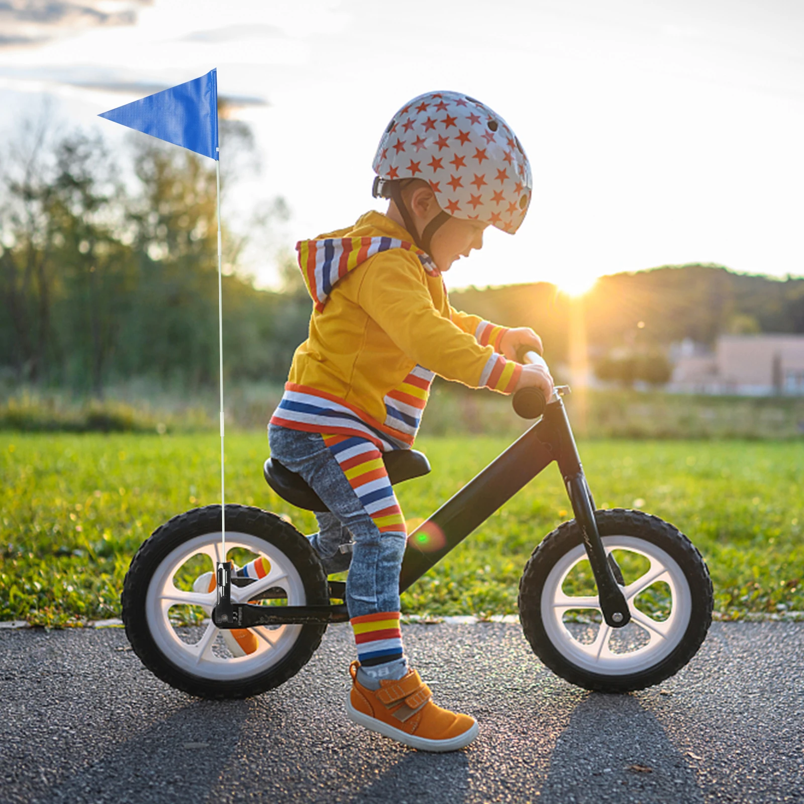 

1 Set Bike Safety Flag Adjustable Pole Kids Cycling Accessories Wall Sticker Waterproof Lightweight Triangular Flag For Bicycles