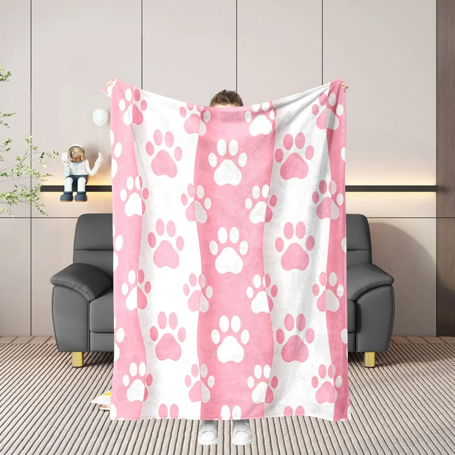 Vintage Cute Animal Track Graphic Cozy Fleece Blanket Lightweight Bed Wrap For Living Room Bedroom Studio Space
