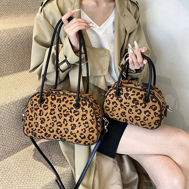 Nuove borse A tracolla leopardate per le donne 2024 borse di lusso Designer Ladies borsa A tracolla ascellare Sac A Main Female Satchel Bolsas