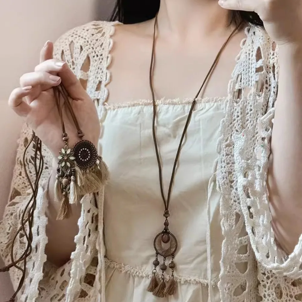 Collares largos con borlas de estilo étnico a la moda, cadena de suéter de estilo bohemio original para mujer, collar elegante