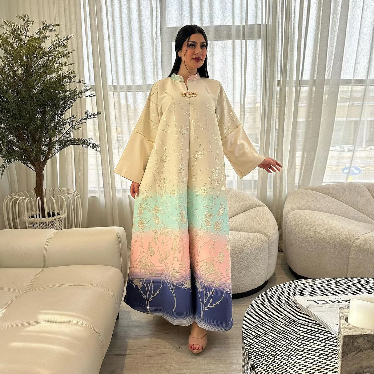 Gradient Abaya Women Flowers Jacquard Dress Fashion Stand V-neck Beads Jalabiya Muslim Loose Robe Flare Sleeves Clothing Caftan