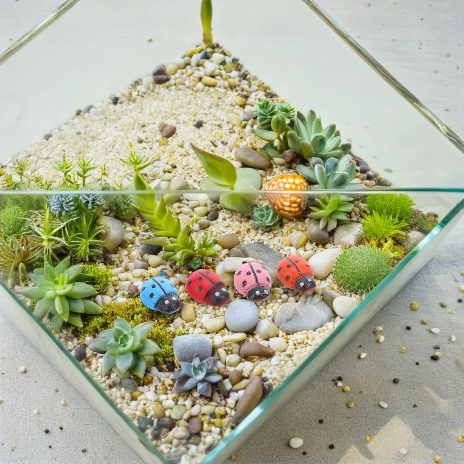 

150Pcs Miniature Landscape Ornaments Resin Ladybugs Outdoor Garden Decor Whimsical Insect Accessories for Terrariums Fairy