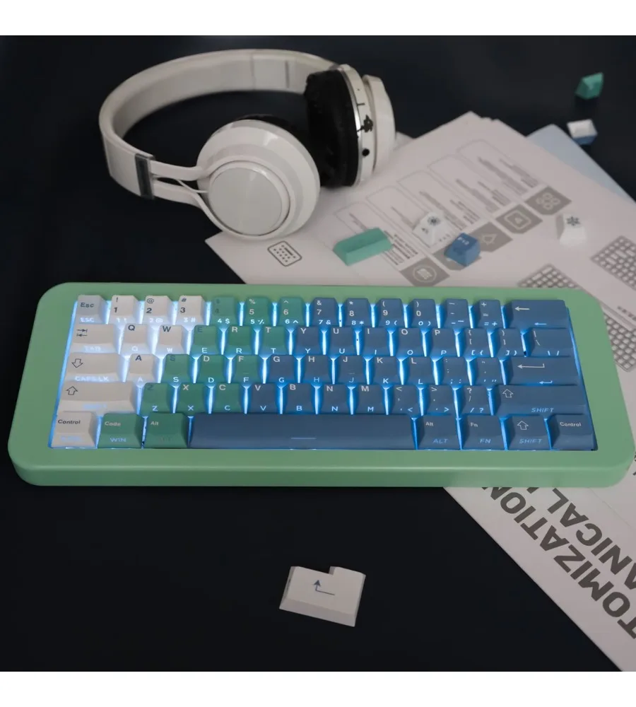 Snow monster gradual change blue side light transmission 130 keys mechanical keyboard keycap PBT hot sublimation original height