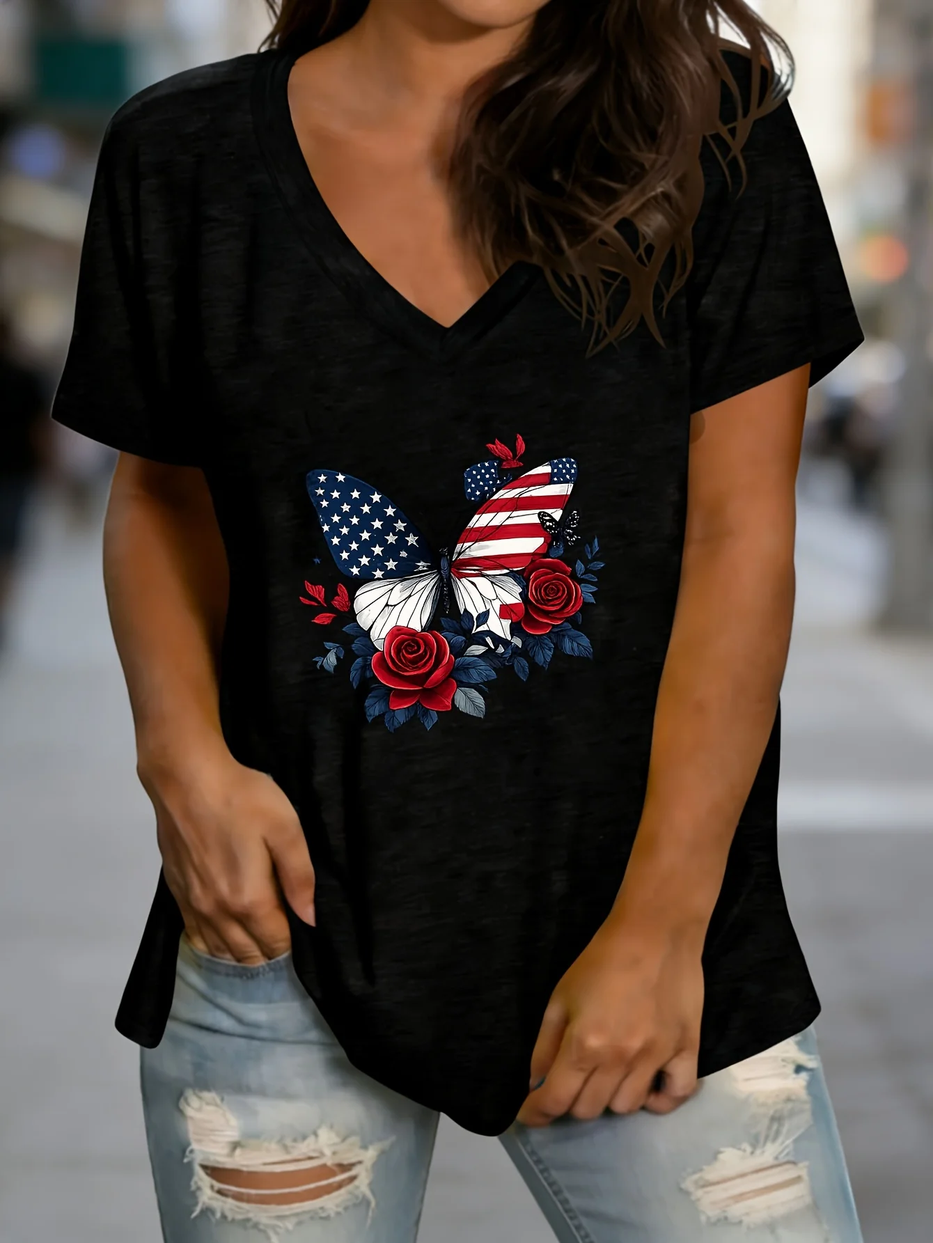 Large size American flag butterfly rose print women's plus size V-neck T-shirt, casual loose top, suitable for dating, home, office, cafe, machine washable, Mother's Day, St. Patrick's Day, Presidents Day, Easter, comfortable and stylish