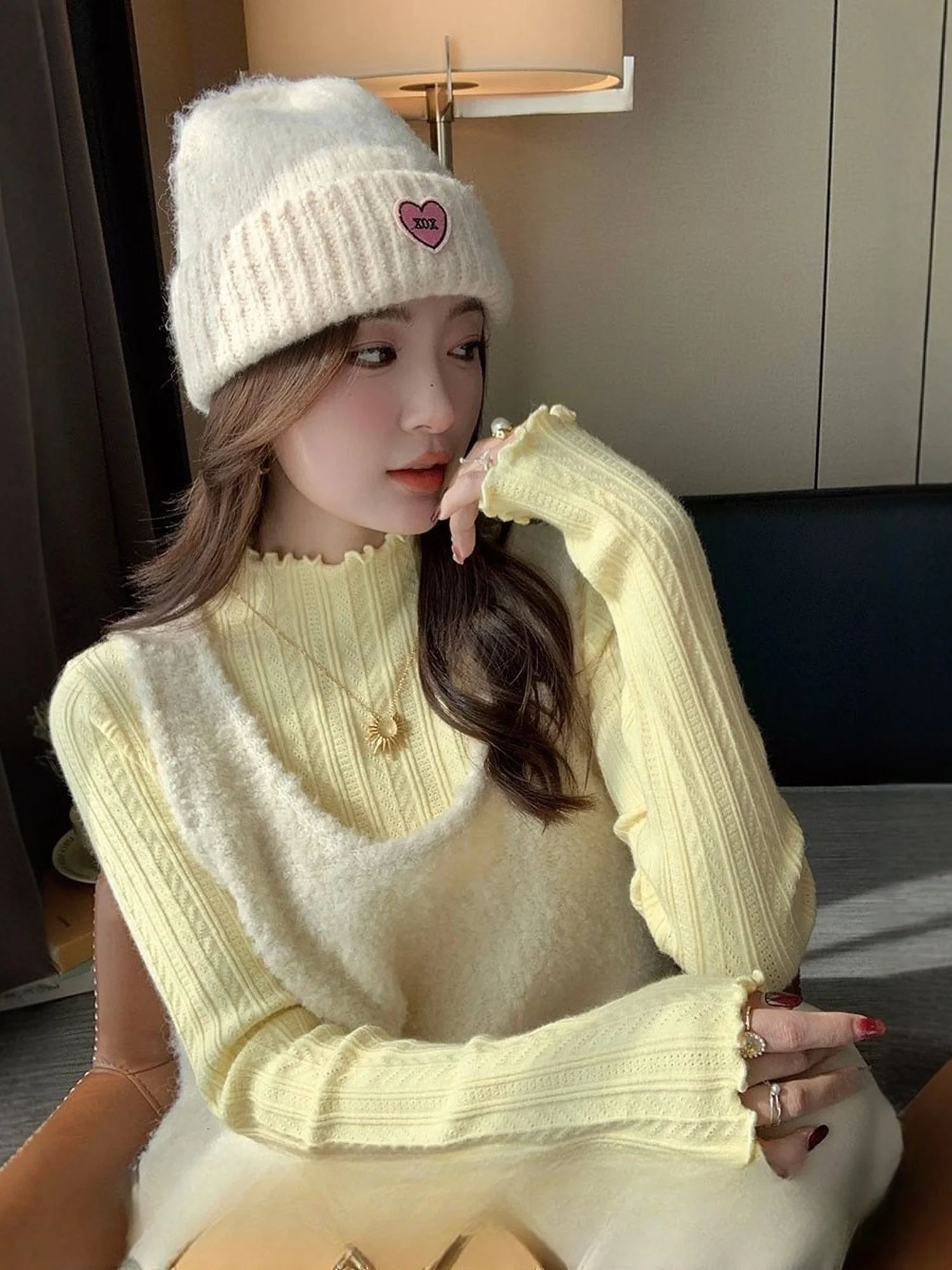  Knitted Base Layer Top Women's Inner Wear Half High Collar Spring Autumn 2026 New Style Wooden  Design Sweater