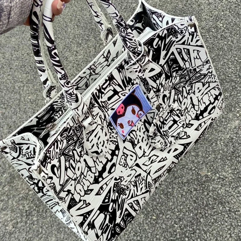 Sanrio Kuromi Sticker Bags Women Fashion Tote Bag Large Capacity Handbags Y2k Student Graffiti Shoulder Bag Female Trend Handbag