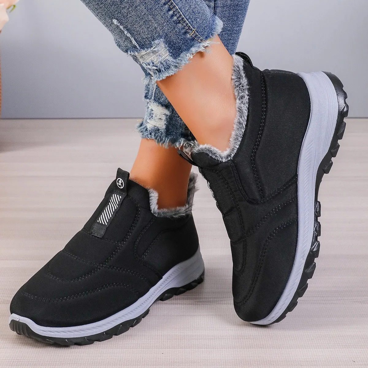 2024Winter women's Snow Boots Non-slip Plush Fur Thick Cotton Shoes Male Sneakers Oudoor Hiking Warm Boots