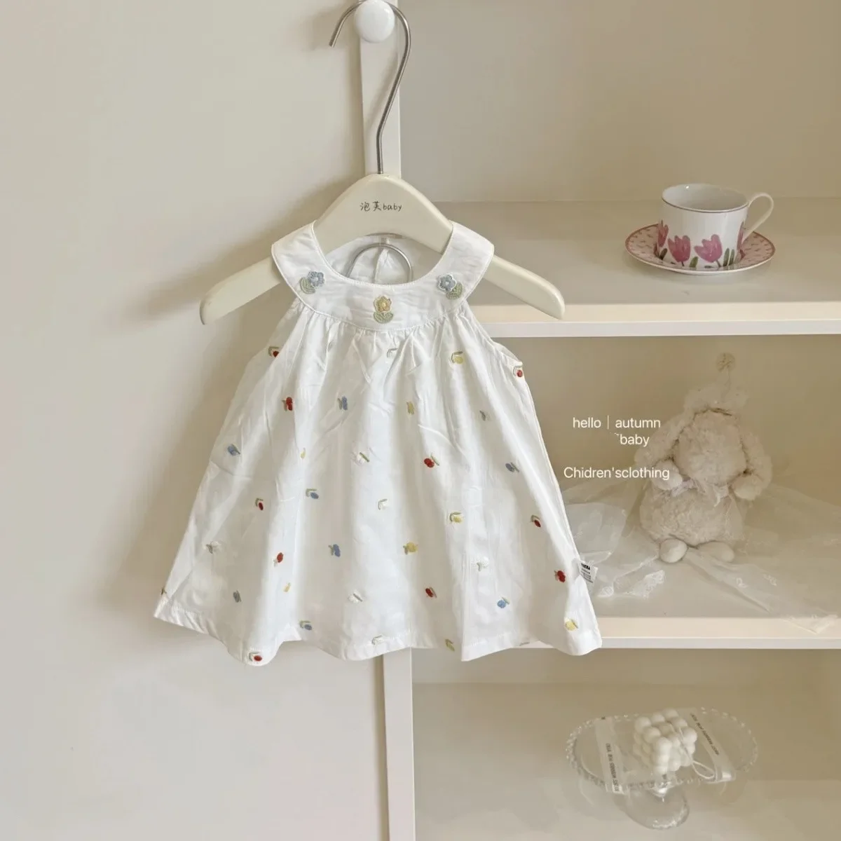 Girls' Summer Hanging Neck Dress 2026 Stylish Children's Sleeveless Vest Princess Embroidered Dress 80-130CM