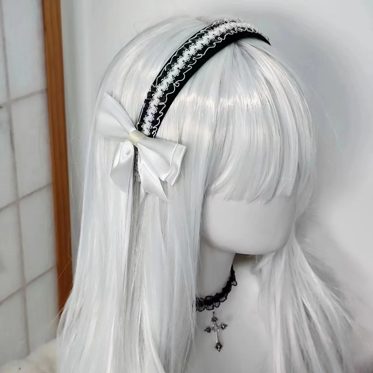 

Japanese-style Lolita Girl Wide-brimmed Kawaii Hair Hoop JK Retro Lace Bow Headband Sweet Anime Maid Tea Party Cosplay Headdress
