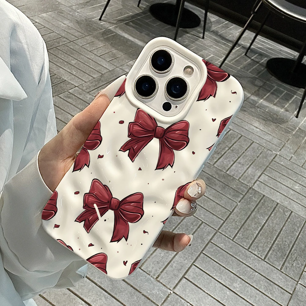 Koreanischer Stil Niedliche Schleifendruck-Handyhülle für iPhone 17 16 15 14 13 12 11 Pro Max 14 Plus 17Air Falten-Wellen-Soft-Silikonhülle – Detail 4