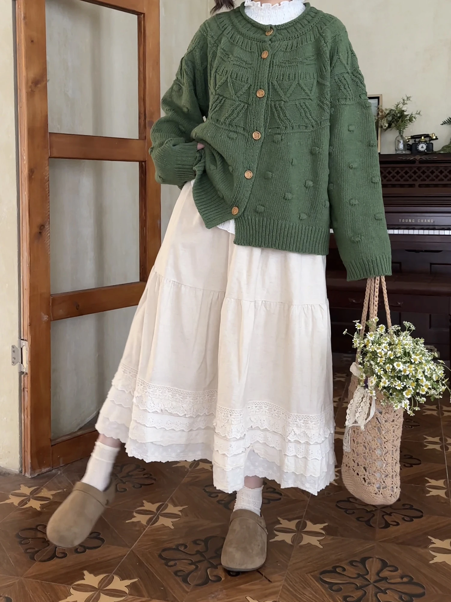 

Ретро-юбка миди А-силуэта с цветочным кружевом и высокой талией, женская свободная льняная юбка для весенне-осеннего сезона, модная женская одежда