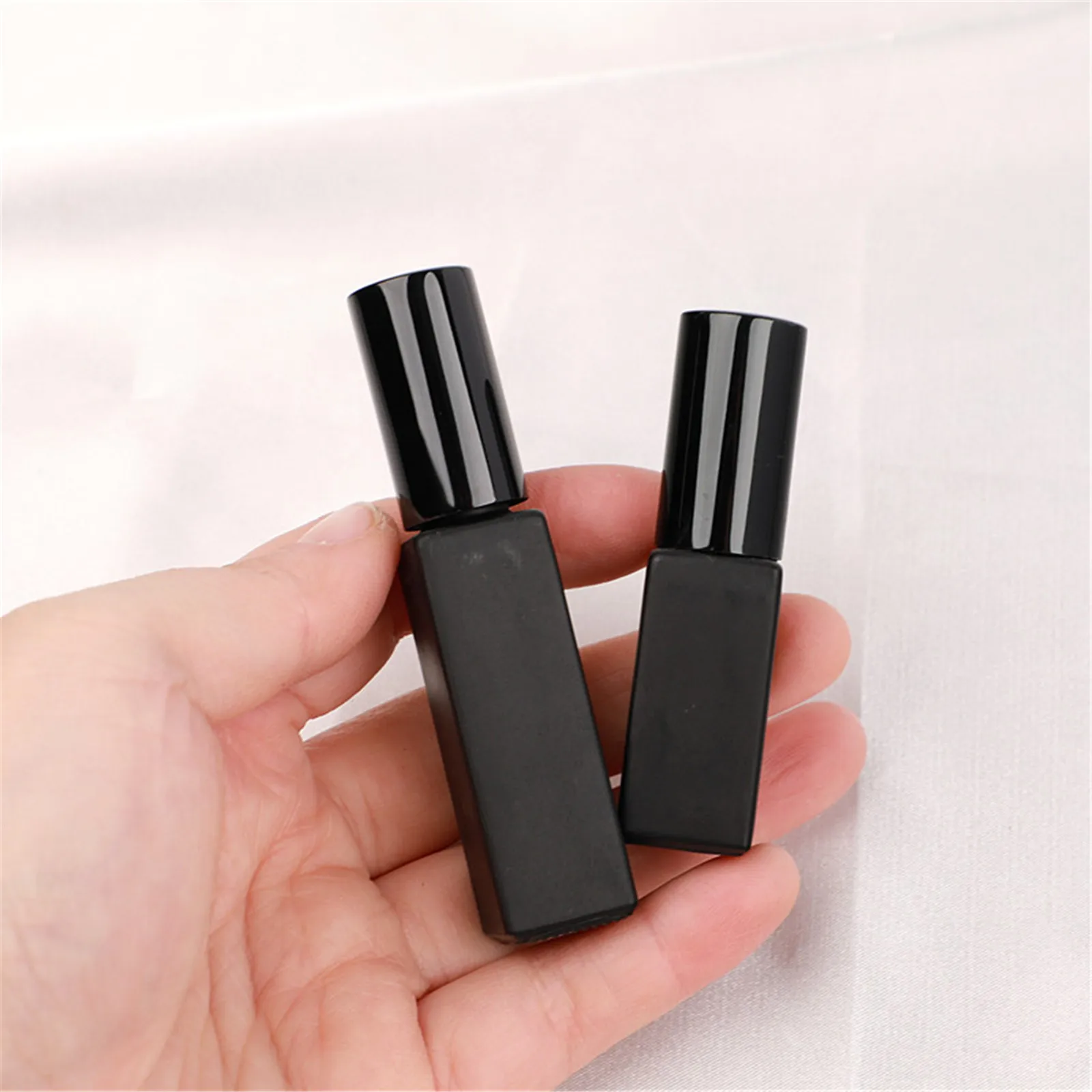 20 Stück 3/5/10ml Tragbare Parfümflasche Schwarzer Mini-Kosmetikbehälter Probe-Zerstäuber Leere Nachfüllbare Glasflasche für Reisen – Detail 5