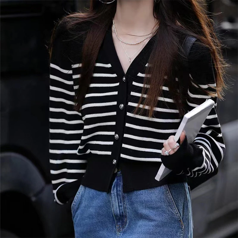 V-Neck Striped Knitted Cardigan Women Spring Autumn Simple Long Sleeve Single Breasted Short Knit Sweater Outerwear