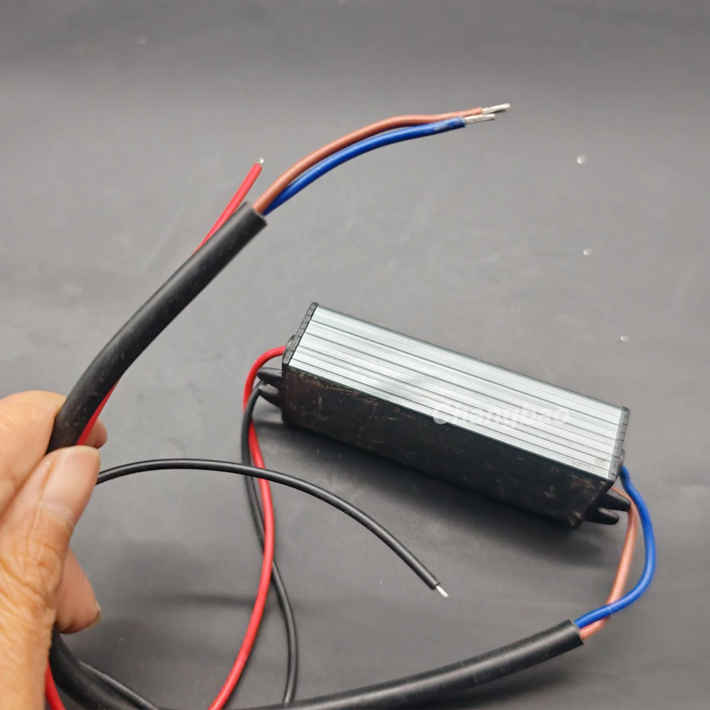 30W Constant Current High Power Led Driver 27-42VDC 900mA Waterproof IP65 30W Led Power Supply