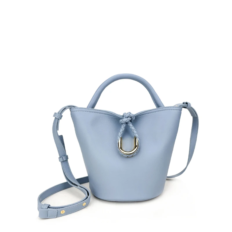 

2025 Luxury Design Bucket Bags Women Elegant Solid Color Shoulder Bag Fashion Knit Metal Buckle Crossbody Bags Female