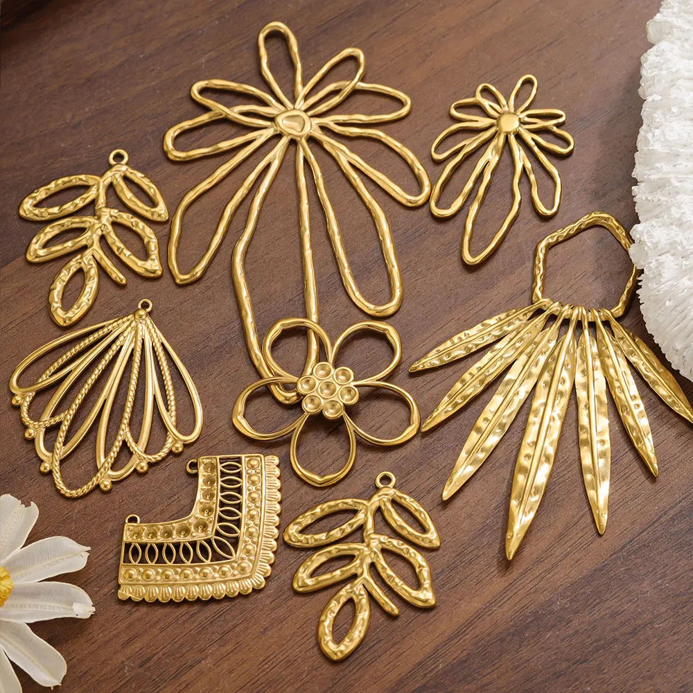 5pcs Stainless Steel Hollow Flower Charms Boho Gold Plated Fan Leaf Shape Pendant for DIY Necklace Earrings Jewelry Making