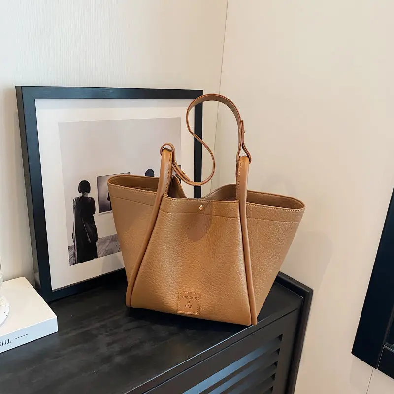 Niche Underarm Bags Women's Bag 2025 New Trendy Retro Fashion Tote Bags Japanese Large Capacity Vegetable Basket Bag