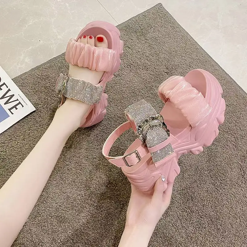 Лето 2023, женские сандалии на толстой подошве, бисквит, римские туфли на высоком каблуке со стразами, модные универсальные интернет-сандалии знаменитостей