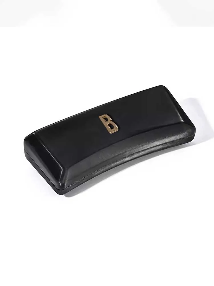 

Customized Creative Personality Eyewear Cases Personalized Customer NameTwo-Toned Letter Craftsmanship