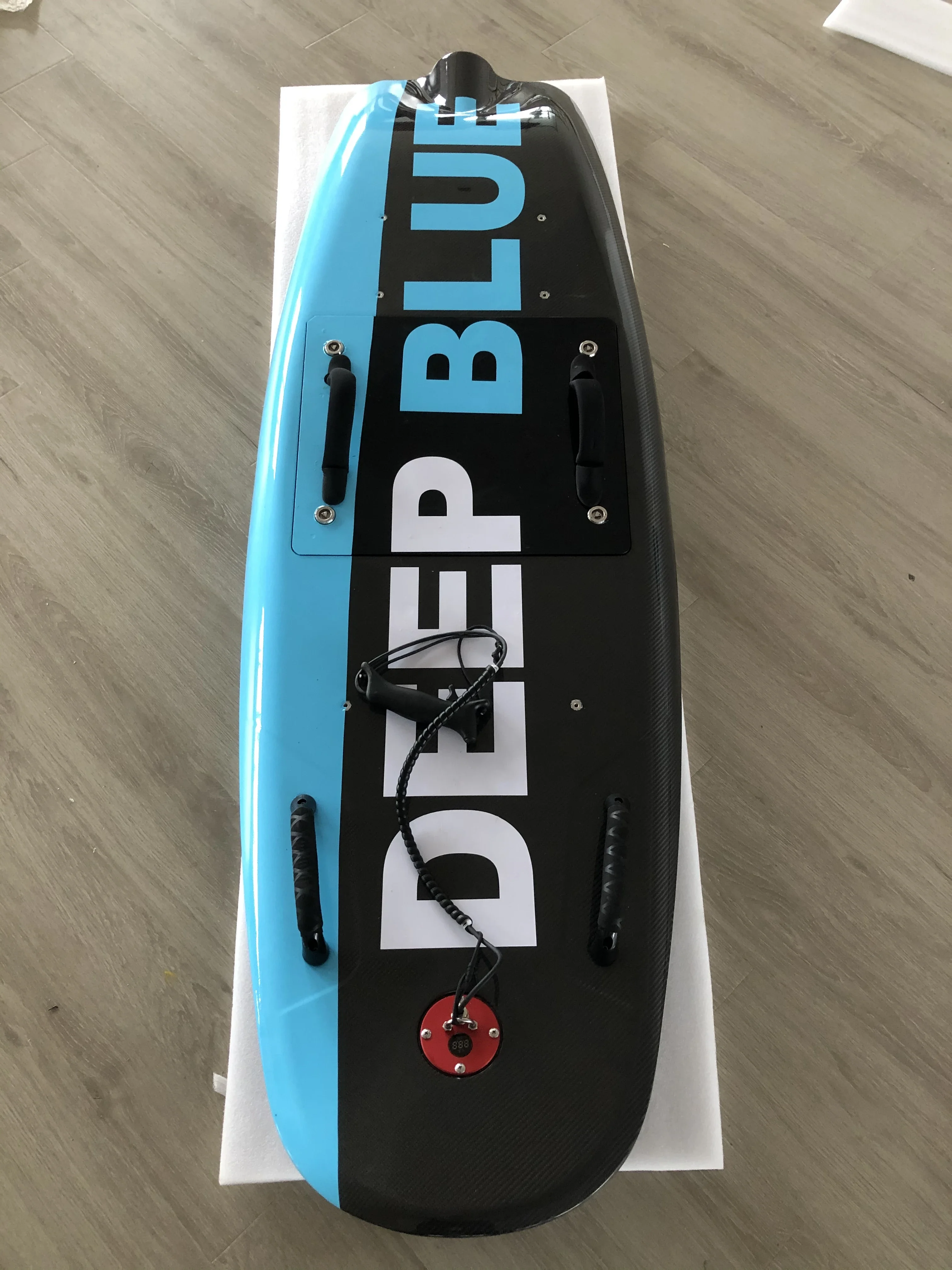 Op voorraad Zeilboot Jetsurf Gasaangedreven Surf Paddle Board Fiber Surfplank