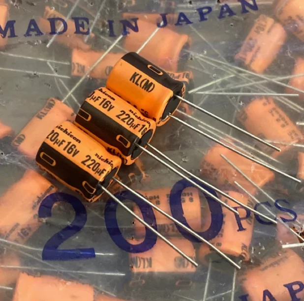 

30pcs/lot Original Japanese nichicon 16V 220UF KL 10X12mm 85c aluminum electrolytic capacitors free shipping