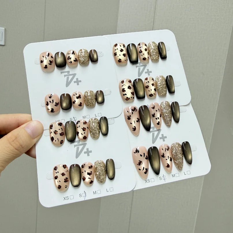 Random Shipment Mixed Style Handmade False Press On Nails Reusable Full Cover Artificial Nail Tips Nail Decoration