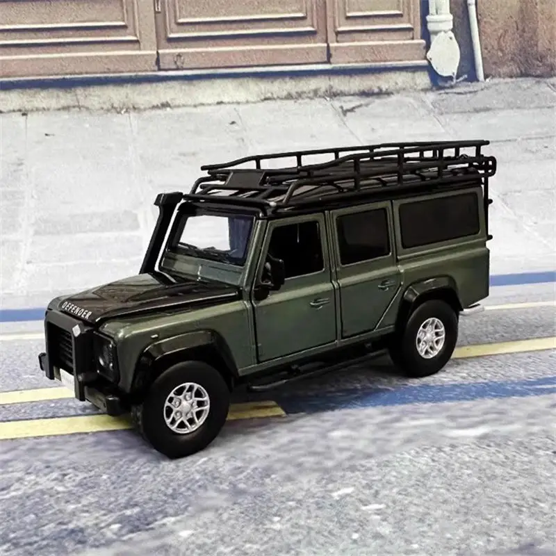 1:32 Range Rover Defender Alloy Car Model Diecast & Toy Metal Off-Road Vehicles Car Model Simulation Sound Light Childrens Gifts