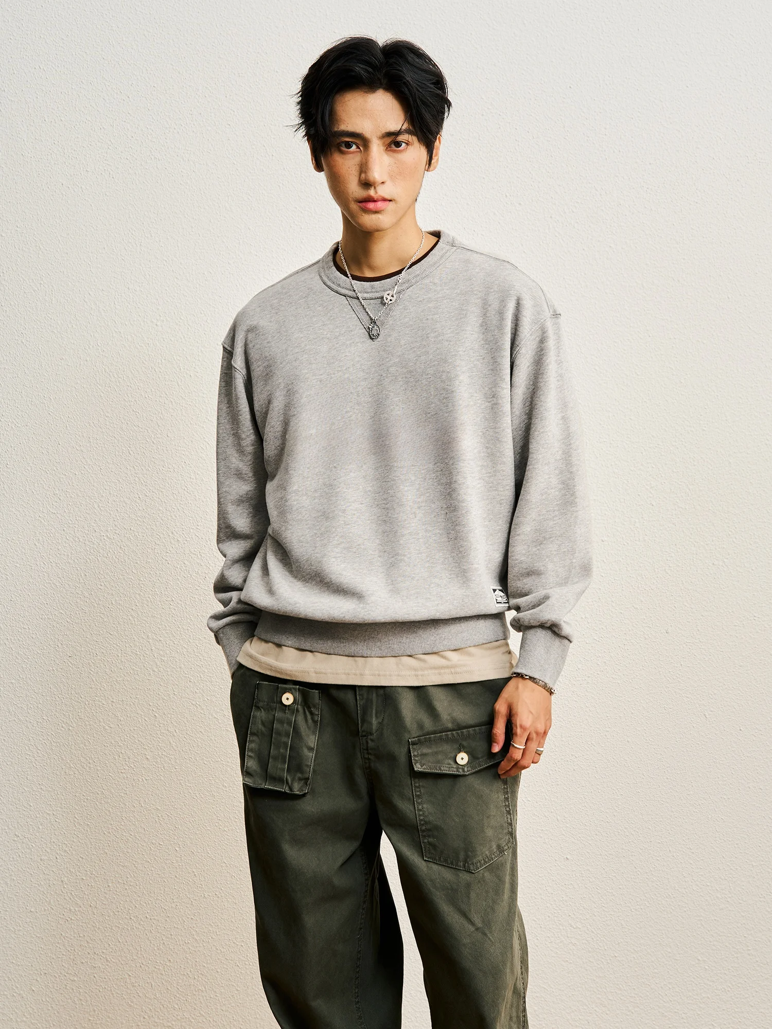 CENLES AW26 NCOLOR Series Casual Classic round Neck Text Print Fleece Unisex Hoodless Sweatshirt Elastic Warm Elasticized