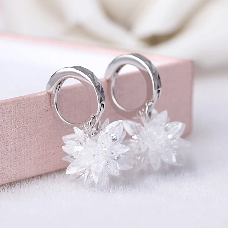 New Arrival High Quality Fashion Ice Flower 925 Silver Needle Ladies Drop Earrings Jewelry Wedding Gift Promotion Women