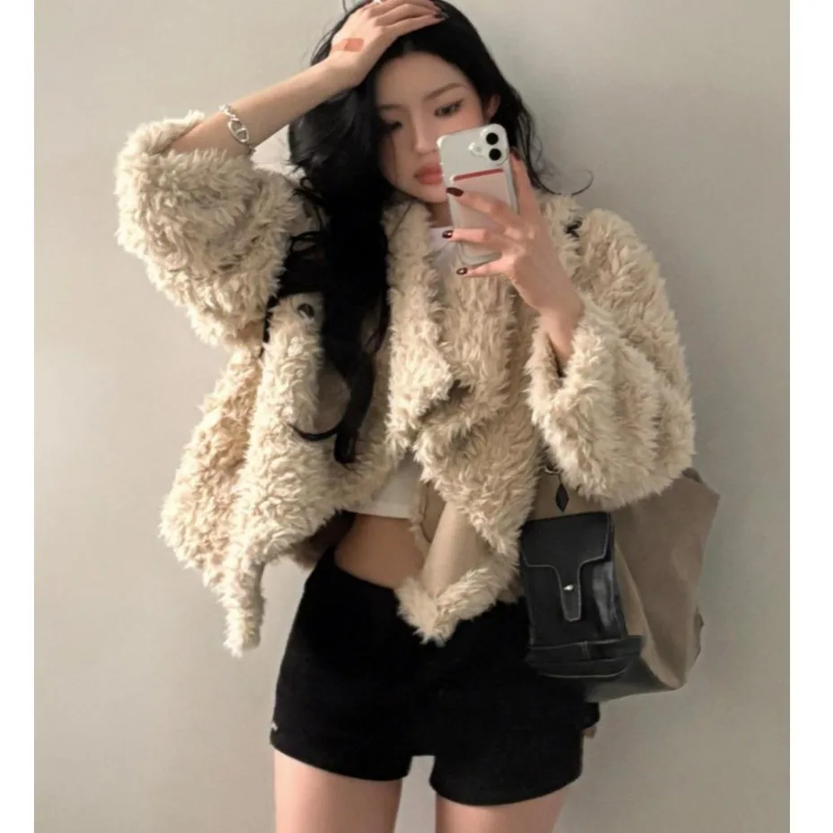 Donna ort Fur Jaet 2025 Autunno Inverno Coreano Sle Bottone laterale Gilet di pelliccia di agnello Puffy Warm Long Sve Pendolarismo Sle